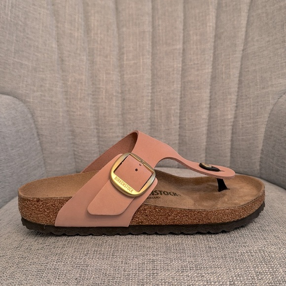 BIRKENSTOCK Gizeh Big Buckle Nubuck Leather Sandals - Picture 6 of 9
